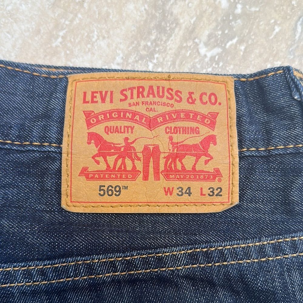 NWOT Levi’s 569’s dark denim 34 x 32 - Picture 2 of 8